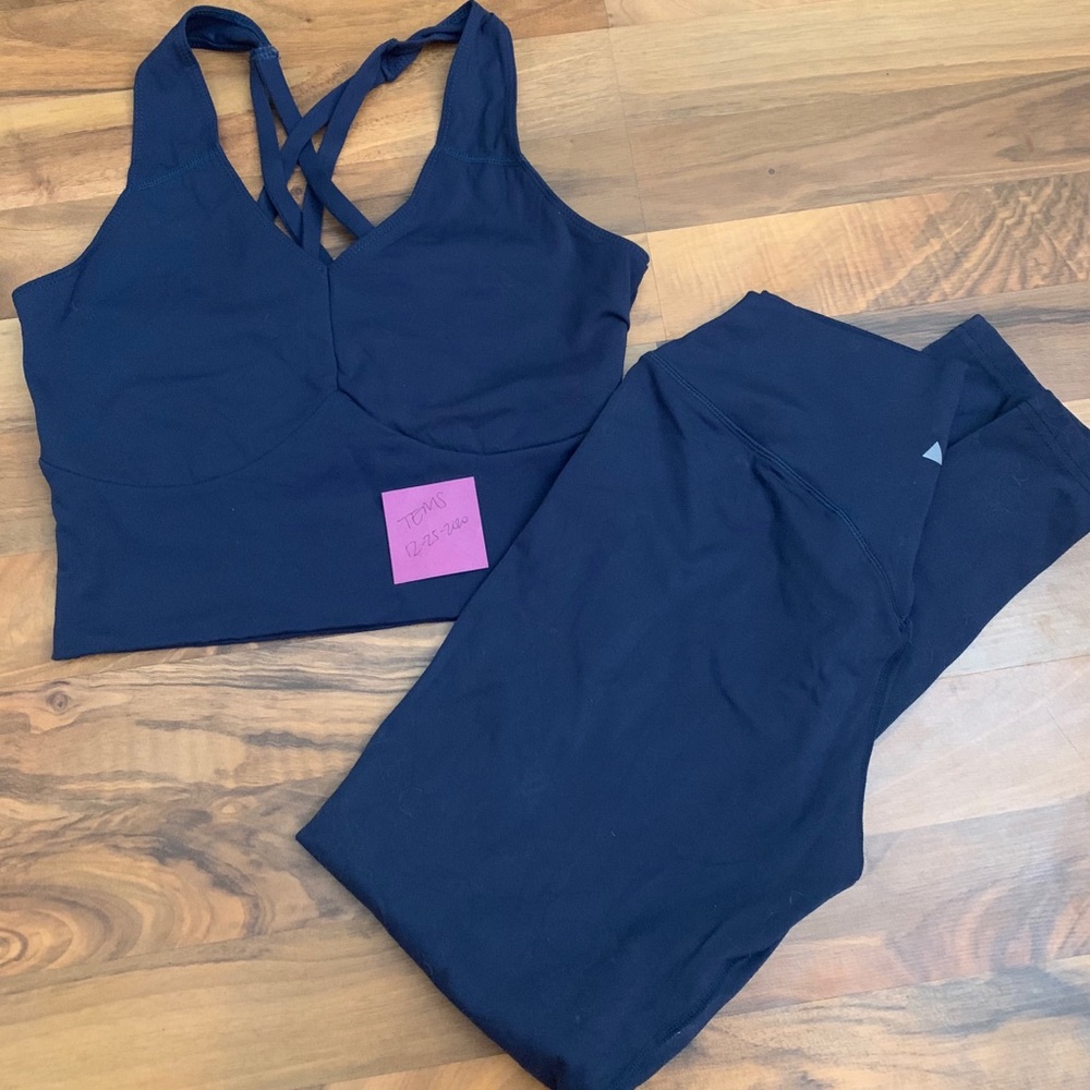Balance Athletica Outlander Set